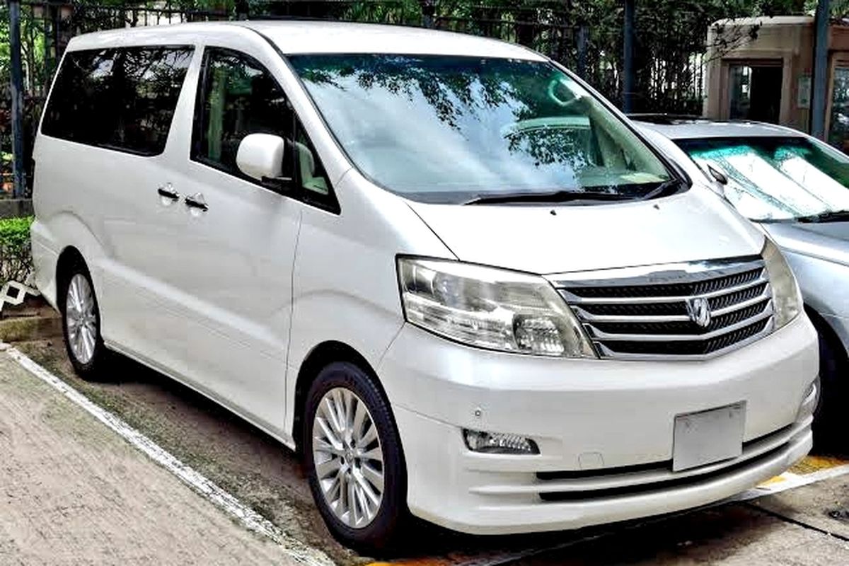 Ilustrasi Toyota Alphard generasi pertama