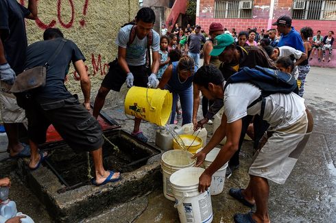 Kiriman Pertama Bantuan Kemanusiaan Palang Merah Tiba di Venezuela