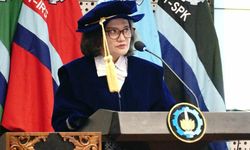 Gubes ITS Prof Doty Daur Ulang Limbah Alumunium Jadi Gas Hidrogen untuk Hasilkan Listrik