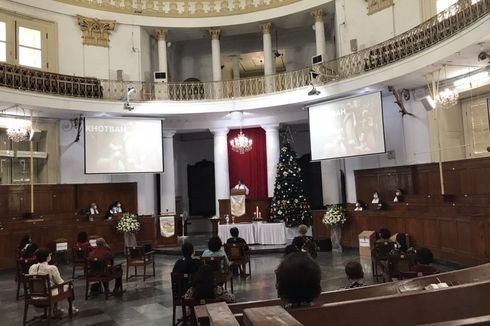 Misa Natal di Gereja Immanuel, Pendeta Doakan Jemaah yang Terpapar Covid-19