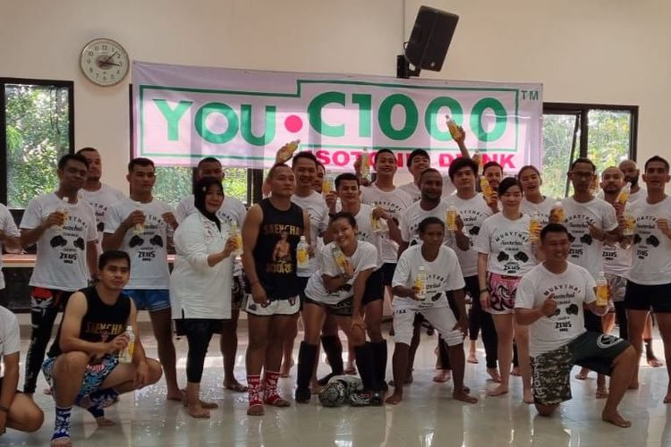 Klub MMA Indonesia, Zeus MMA kembali mendatangkan sosok legenda hidup olahraga Muaythai, Saenchai di Bali (29/7/2023) dan Jakarta (30/7/2023).