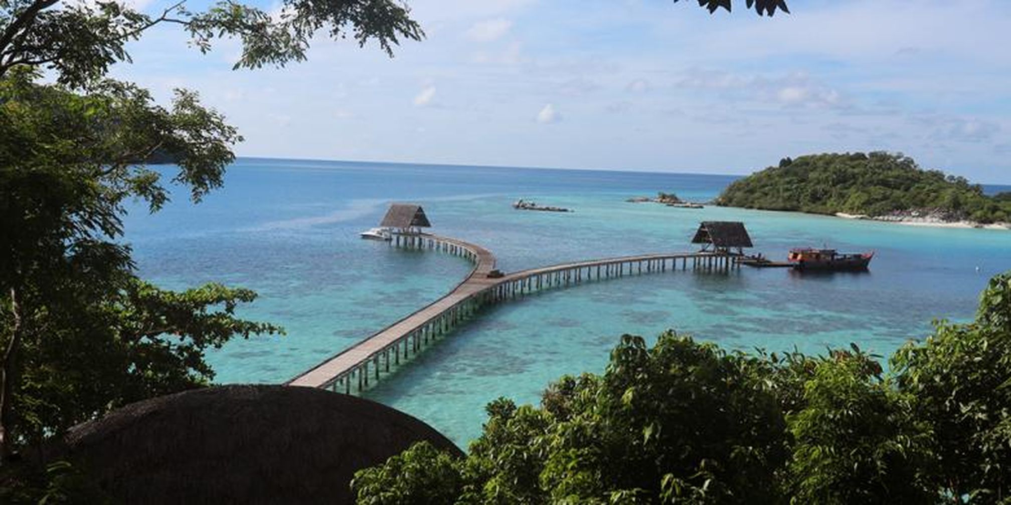 Berkunjung ke Pulau Bawah, Bagaimana Caranya? Halaman all