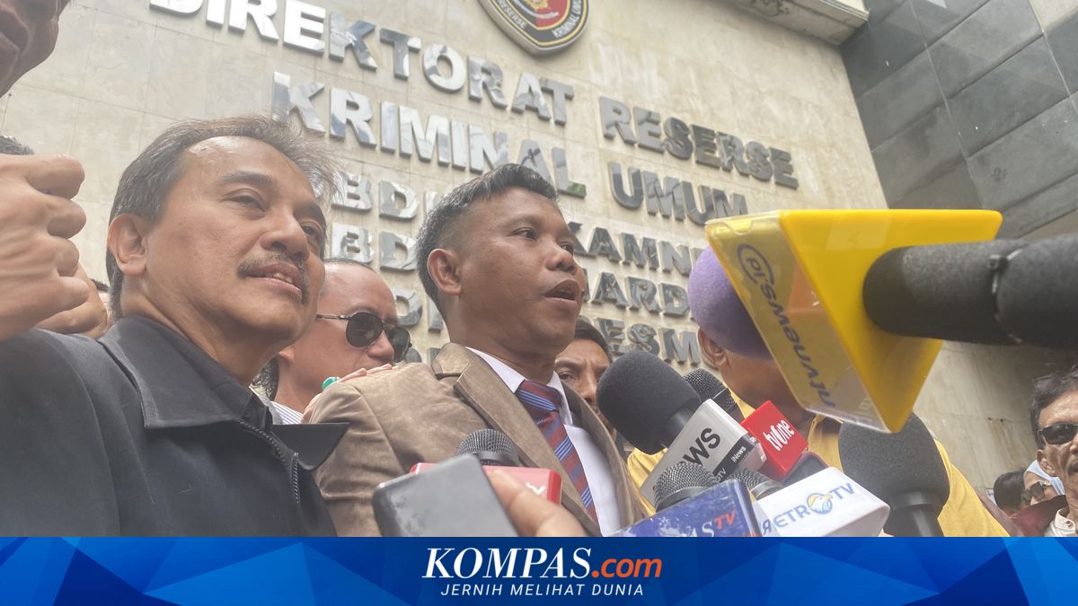 Roy Suryo Copot Ahmad Khozinudin dari Tim Kuasa Hukumnya