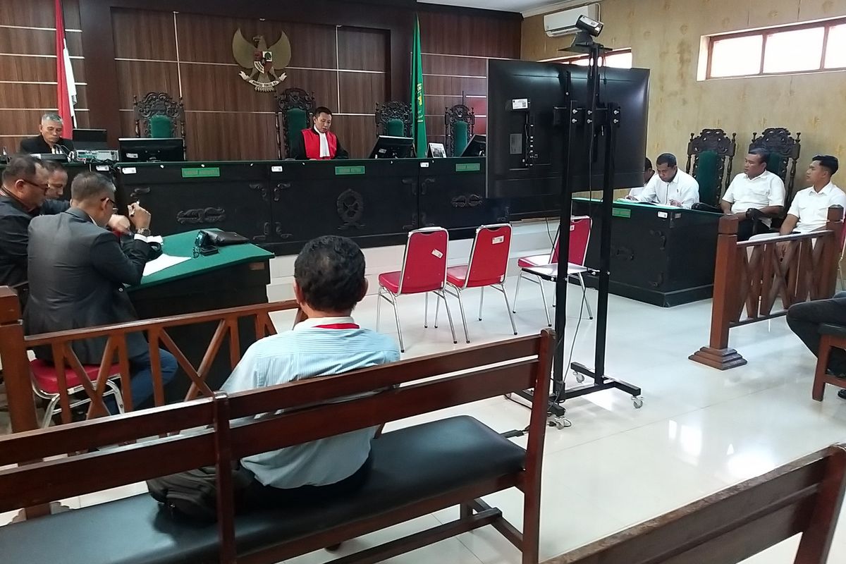 Tiga tersangka kasus penyalahgunaan narkoba menggugat praperadilan Kapolres Madiun Kota bersama Kasat Resnarkoba di Pengadilan Negeri Kota Madiun, Rabu (4/6/2025).