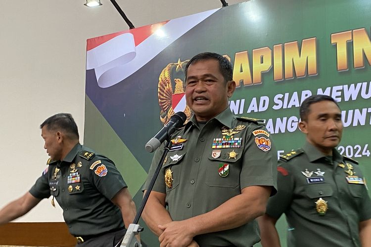 Kepala Staf TNI AD (KSAD) Jenderal Maruli Simanjuntak usai Rapim TNI AD di Gedung Balai Kartini, Jakarta Selatan, Kamis (29/2/2024).