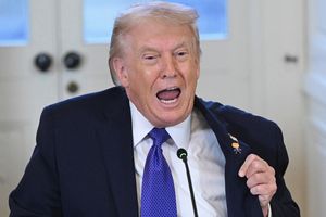 Trump Ngamuk Iran Disebut Masih Kuat Usai Digempur AS-Israel