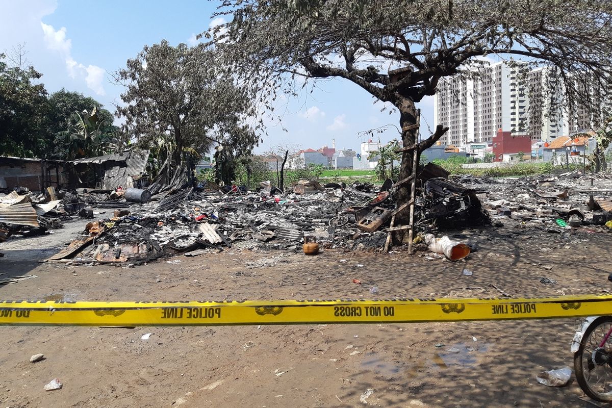 Lokasi rumah semi permanen yang terbakar di Kelurahan Rorotan, Cilincing, Jakarta Utara, Jumat (17/7/2020)