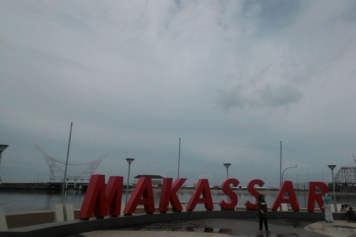 Anjungan Pantai Losari