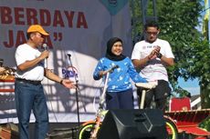 Tutup Car Free Day 2017 di Rawamangun, Sandiaga Bagi-bagi Hadiah