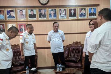 Kadin Sultra Bersama Kemenkumham Fasilitasi Pelaku UMKM Cetak Izin Perusahaan Perseorangan