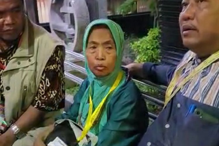 Tangkapan layar video perihal Salami, seorang calon haji asal Kota Kediri, Jawa Timur, yang meminta pulang.