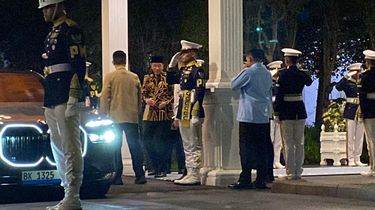 SBY, Jokowi, dan JK Tinggalkan Istana Usai 3,5 Jam Bertemu Prabowo