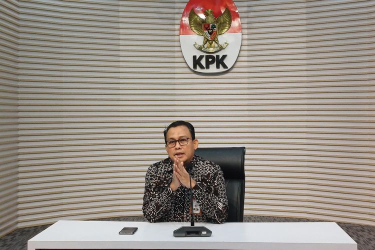 Komisi Pemberantasan Korupsi (KPK) mencegah bos perusahaan pakaian dalam, Hanan Supangkat selama enam bulan ke depan, Selasa (19/3/2024).