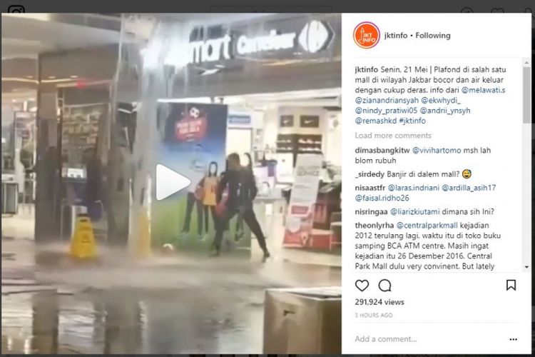 video di akun Instagram @jktinfo terkait plafon yang jebol, di Tanjung Duren, Jakarta Barat.