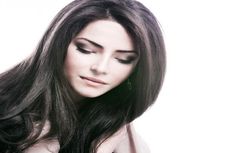 Efek Negatif Pemakaian Parfum untuk Bikin Rambut Wangi
