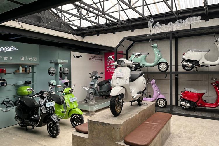 Berapa Biaya Servis Vespa Sprint Tech 180 cc di Bengkel Resmi?