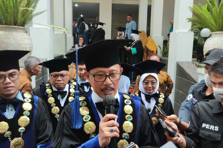 Sivitas Universitas Islam Bandung (Unisba) ikut menyatakan sikap terkait penyelenggaraan Pemilu 2024.
