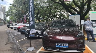 [POPULER OTOMOTIF] Degradasi Baterai EV, Mobil PHEV Menggeliat