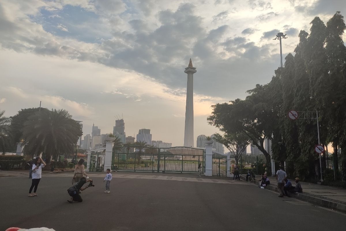 Jam operasional delman yang telah diatur oleh Pemerintah Kota (Pemkot) Jakarta Pusat membuatnya sudah tak terlihat di sekitar Monumen Nasional (Monas), pada Rabu (11/1/2023). 