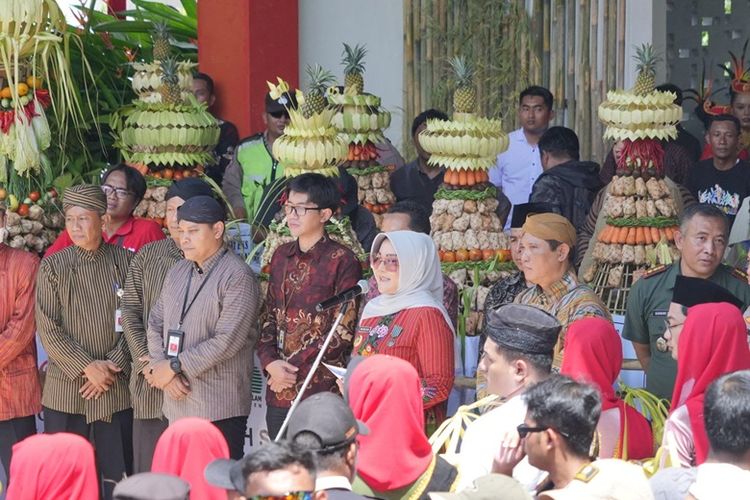 Tradisi Syawalan digelar di Bukit Sidoguro, Kabupaten Klaten, Jawa Tengah.