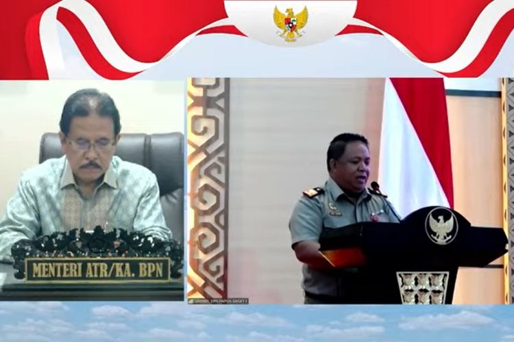 Penyerahan Sertipikat Tanah di Provinsi Papua Barat