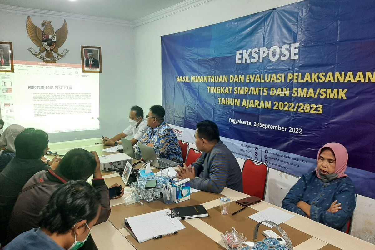Ombudsman RI perwakilan DIY saat ekpose hasil pemantauan dan evaluasi pelaksanaan PPDB DIY tingkat SMP/MTS dan SMA/SMK tahun ajaran 2022/2023.