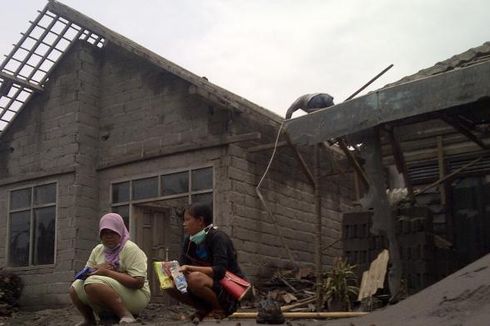 Korban Kelud Minta SBY Juga Lihat Rumah Rusak 