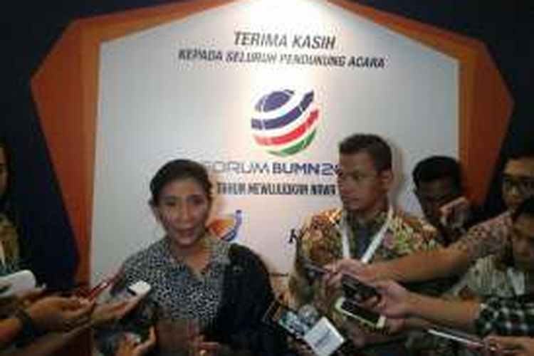 Menteri Kelautan dan Perikanan, Susi Pudjiastuti usai menghadiri acara Forum BUMN yang digagas Harian Kompas di Jakarta, Kamis (3/11/2016).