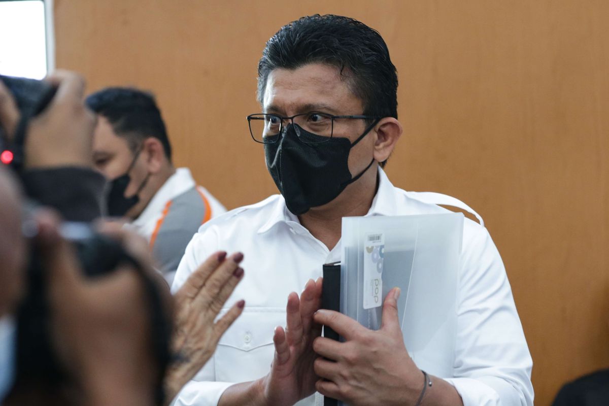 Terdakwa kasus pembunuhan berencana Brigadir J, Ferdy Sambo menjalani sidang di Pengadilan Negeri (PN) Jakarta Selatan, Selasa (29/11/2022). Sidang kali ini jaksa penuntut umum menghadirkan sembilan orang saksi.