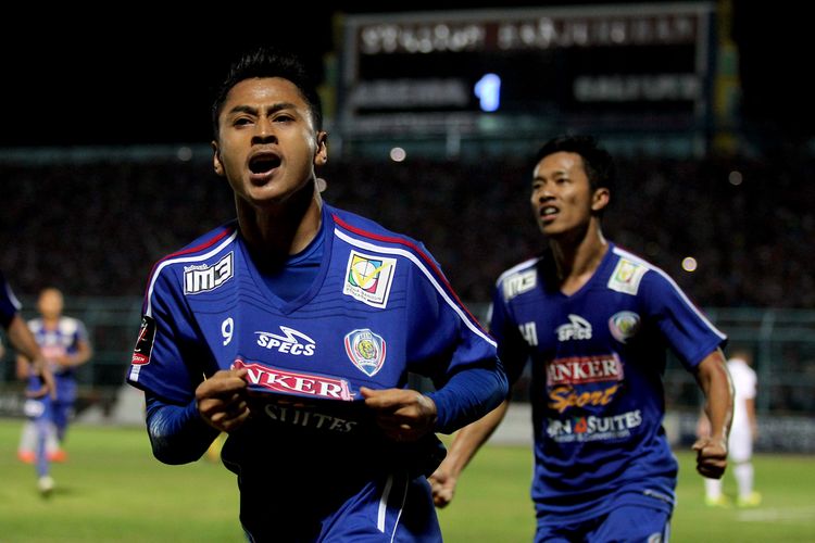 Pemain Arema musim 2015, Samsul Arif Munif. 