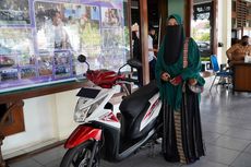 Cerita Bupati Jepara Beri Sepeda Motor untuk Istri Terduga Teroris