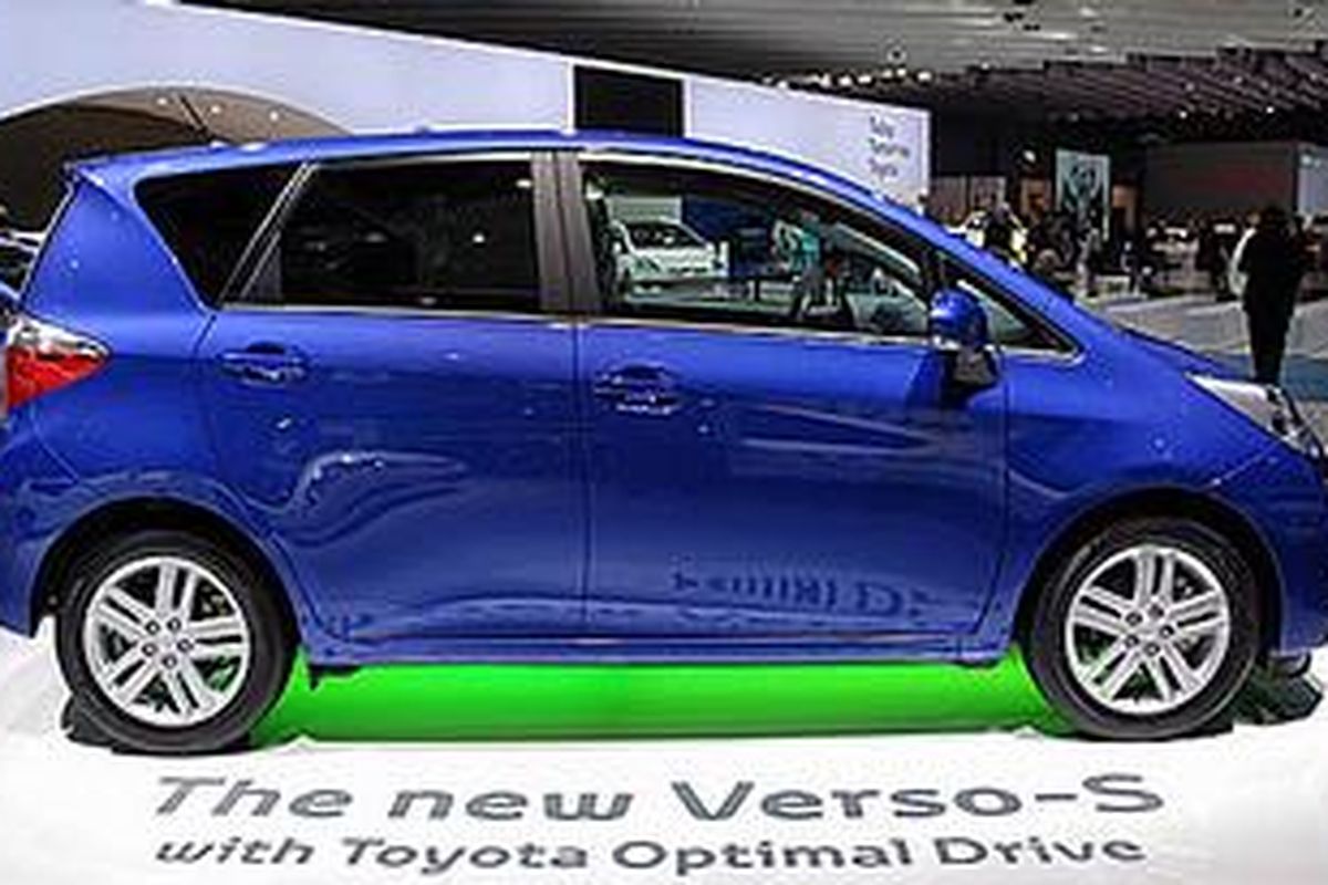 Mini MPV Verso-S dipamerkan di Paris Motor Show yang berlangsung saat ini