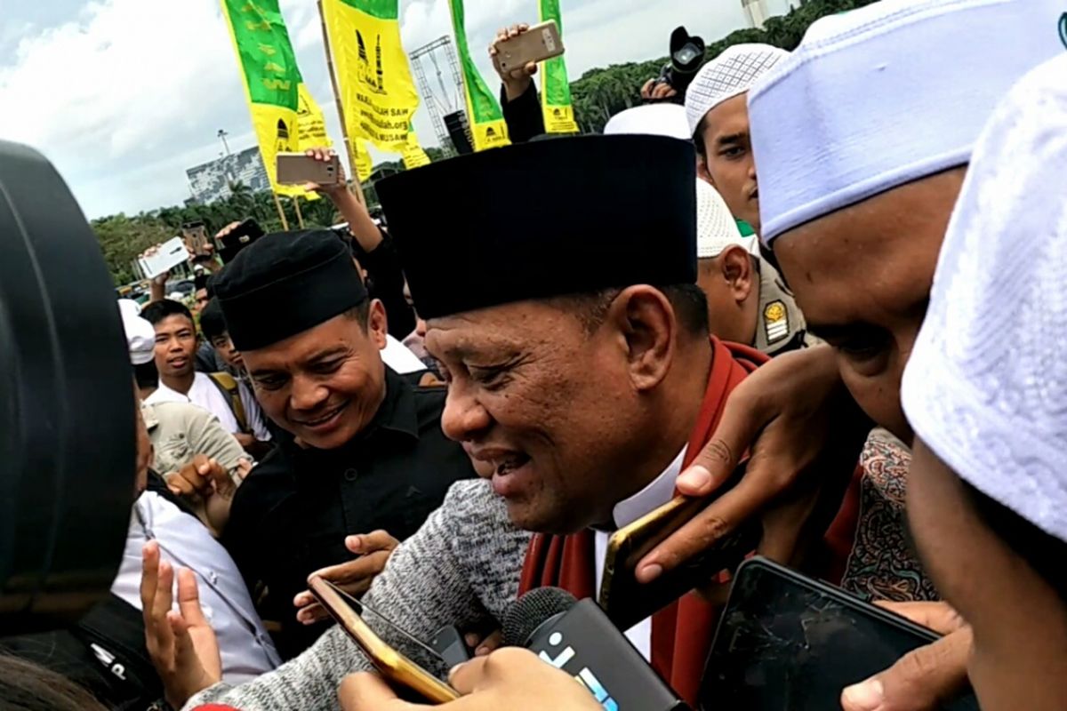 Panglima TNI Jenderal Gatot Nurmantyo turut hadir dalam acara Maulid Akbar Nabi Muhammad SAW 1439 H yang digelar di Monumen Nasional (Monas), Jakarta Pusat, Jumat (1/11/2017).