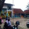 Viral Siswa Sekolah Sambil Asuh Adik di Garut, Kepsek: Demi Bantu Orangtua, Tak Tiap Hari