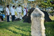 Peringati 17 Tahun Tsunami Aceh, Ridwan Kamil Ziarah ke Kuburan Massal Korban