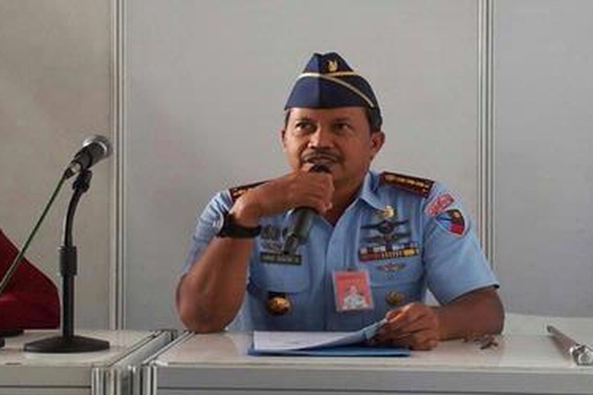Komandan Pangkalan Udara Husein Sastranegara, Kolonel Pnb Umar Sugeng.