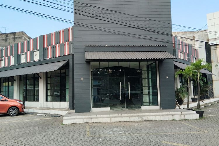 Restoran cepat saji, Pizza Hut, di perempatan jalan Buahbatu dan Jalan Pelajar Pejuang, Kota Bandung, sudah tutup per bulan Juni 2023. 
