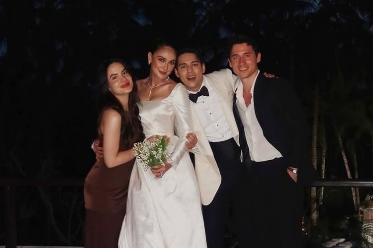 Steffi Zamora Husen dan Nino Fernandez menghadiri acara pernikahan Luna Maya dan Maxime Bouttier di Bali.