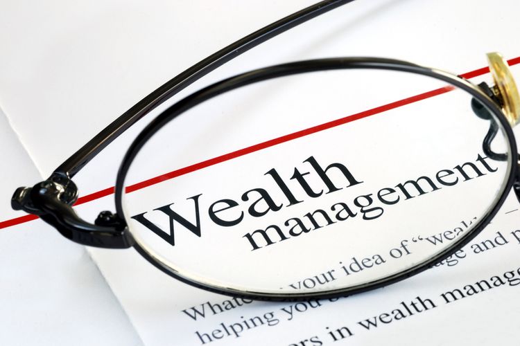 Pelibatan wealth management dalam mengelola kekayaan dan keuangan tengah menjadi tren di Indonesia. 