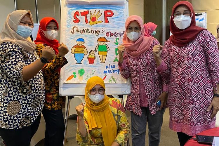 Universitas Pembangunan Jaya (UPJ) menggelar kegiatan pengabdian masyarakt (Pengmas) bertajuk ?Penguatan Kapasitas Pengelola RPTRA dalam Mencegah Stunting dan Obesitas Berbasis Hasil Riset Biopigmen di Jakarta pada 16-17 Desember 2021.