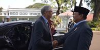 Bill Gates Tiba di Istana, Langsung Disambut Prabowo