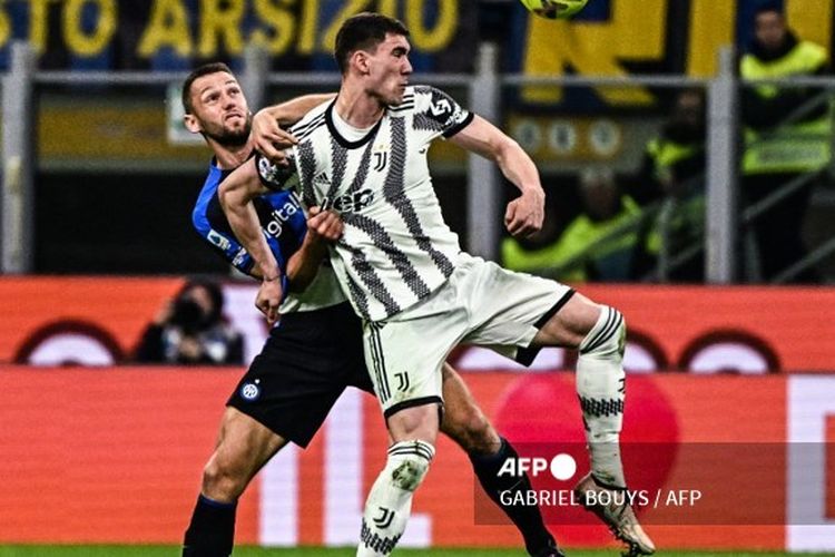 Grande partita Inter Milan vs Juventus pada pekan ke-27 Liga Italia 2022-2023 di Stadion Giuseppe Meazza, Milan, Senin (20/3/2023) dini hari WIB. Duel Inter vs Juventus berakhir 0-1.