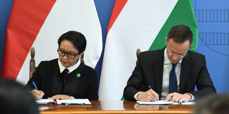 Tingkatkan Hubungan Diplomatik Indonesia Jalin Kerja Sama Pendidikan Dan Ekonomi Dengan Hongaria Halaman All Kompas Com