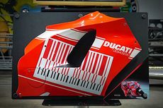 Potongan Faring Motor Balap Casey Stoner Dijual Rp 101 Juta