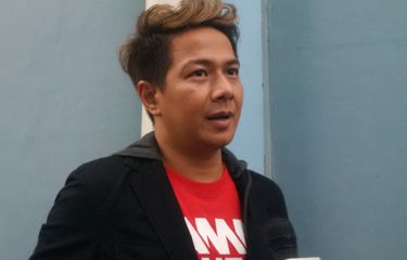 Delon Sulit Melepas Kenangan Indah Bersama Yeslin Wang