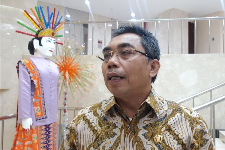 Ketua Fraksi PDIP DPRD DKI Jakarta Gembong Warsono di Gedung DPRD DKI Jakarta, Senin (15/7/2019)