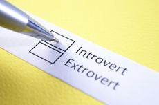 Kenali Apa Arti Introvert dan Ciri-ciri Kepribadiannya