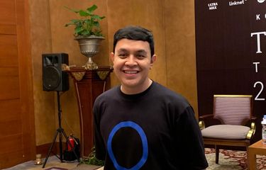 Penyanyi Tulus dalam acara jumpa pers TULUS Tur Manusia 2023 yang digelar di kawasan Kebayoran Baru, Jakarta Selatan, Jumat (27/1/2023). 
