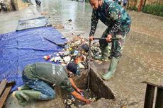 Prajurit TNI Masuk Gorong-gorong di Sumedang, Angkut 5 Kuintal Sampah, Ini Faktanya