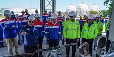 Dirut Pertamina Patra Niaga Tinjau Terminal LPG di Makassar, Pastikan Layanan Berjalan Prima
